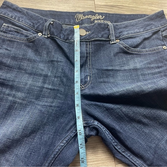 Wrangler bootcut Jeans - Picture 4 of 7